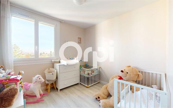 Appartement à vendre    3 pièces • 65 m2 Bron