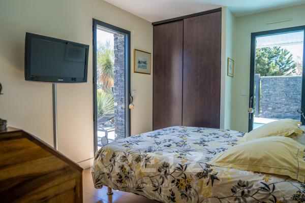 Villa contemporaine en première ligne