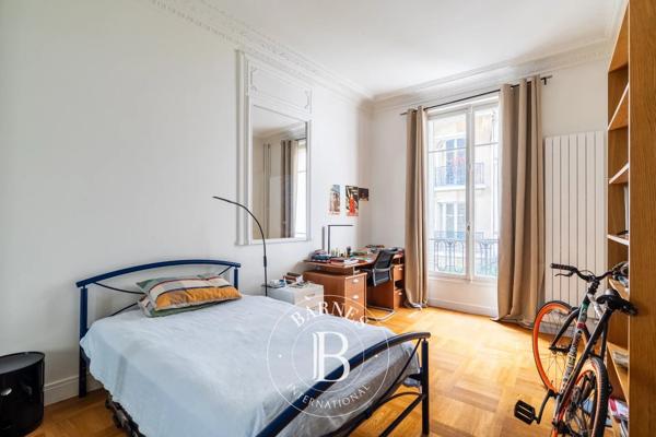 Paris 16ème, Appartement 4 Chambres -  228 m² à vendre