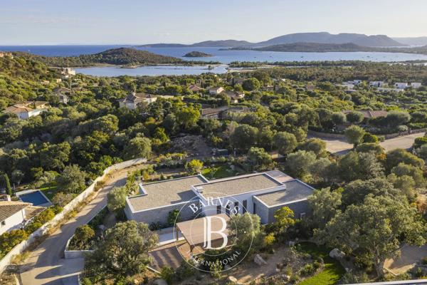 Sainte-Lucie-de-Porto-Vecchio, Villa 4 Chambres -  223 m² à vendre