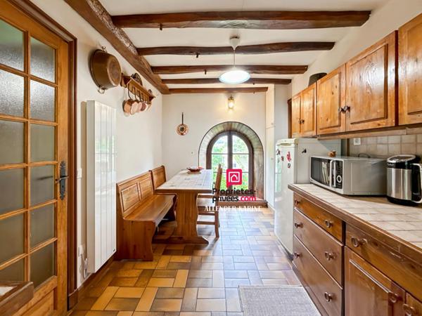 Maison Thorigny Sur Oreuse 8 pièce(s) 141 m2