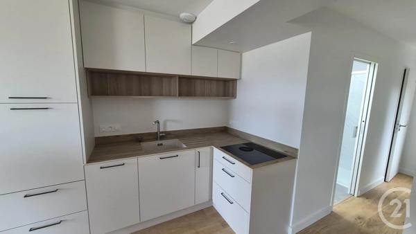 Appartement F3 Bis à vendre  4 pièces - 72,38 m 2   CAROLLES  - 50
