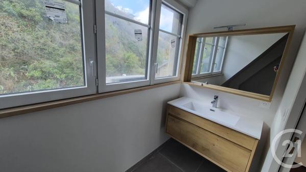 Appartement F3 Bis à vendre  4 pièces - 72,38 m 2   CAROLLES  - 50