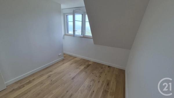 Appartement F3 Bis à vendre  4 pièces - 72,38 m 2   CAROLLES  - 50