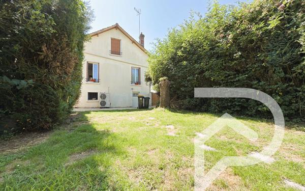 Maison à vendre    4 pièces •  Persan