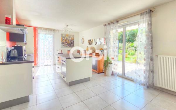 Appartement à vendre    4 pièces • 81,11 m2 Meyzieu