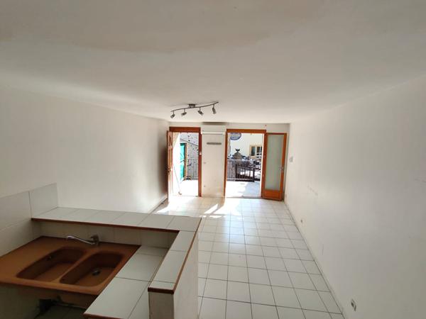 Immeuble - 5 pièces - 100 m²