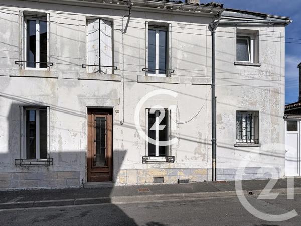 Maison à vendre  3 pièces - 71 m 2   COGNAC  - 16