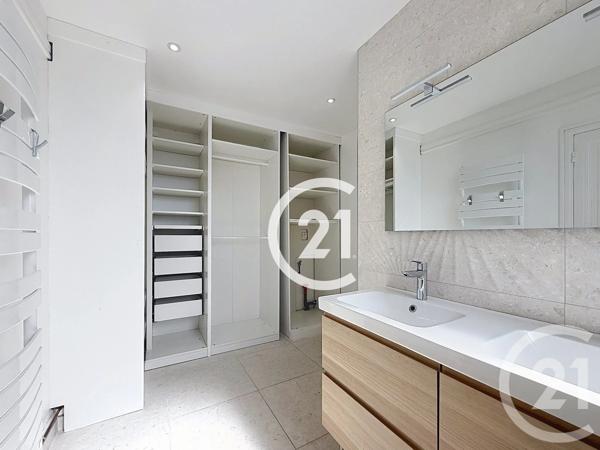 Maison à vendre  3 pièces - 71 m 2   COGNAC  - 16