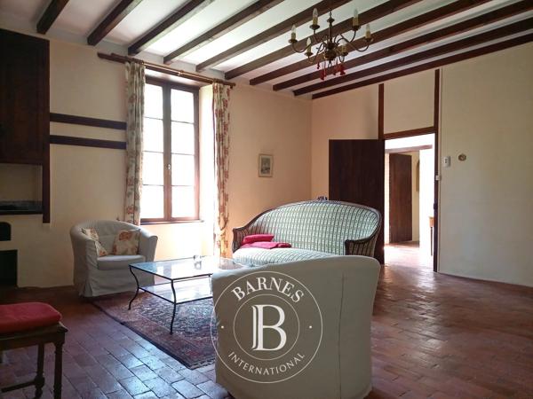 Pouzauges, Maison 8 Chambres -  310 m² à vendre