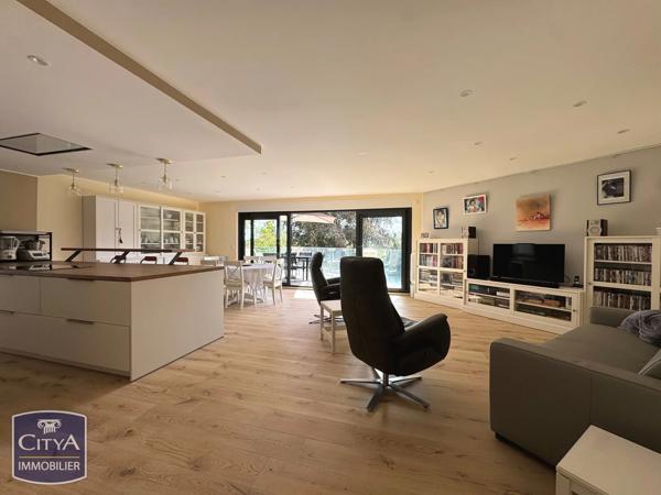 Appartement à vendre 4 pièces 137.48m² Arras (62000)
