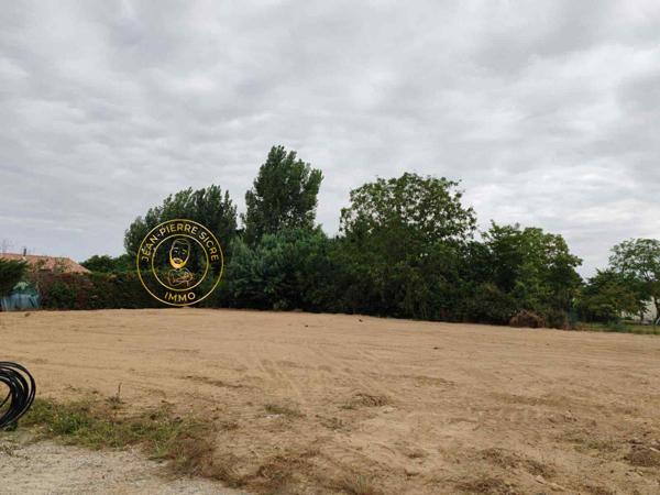 Auterive (31190) Auterive Nord (coté Toulouse) : terrain bien dimensionné de 1027m²