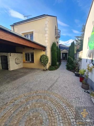 Vente Maison 7 pièces 230 m2 à Baule