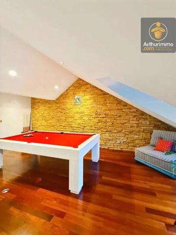 Vente Maison 7 pièces 230 m2 à Baule