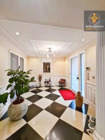 Vente Maison 7 pièces 230 m2 à Baule