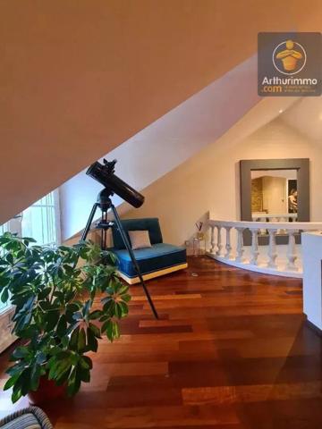 Vente Maison 7 pièces 230 m2 à Baule