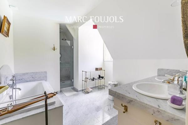 Lamorlaye – Maison de Charme – Piscine