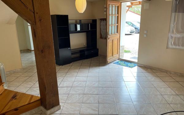 Maison à vendre    4 pièces • 75 m2 Oissel