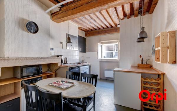 Appartement à vendre    1 pièce • 50 m2 Lyon 2