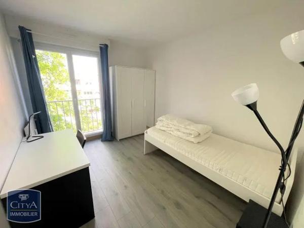 Appartement à louer 4 pièces 87.01m² Dijon (21000)