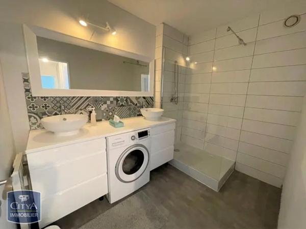 Appartement à louer 4 pièces 87.01m² Dijon (21000)