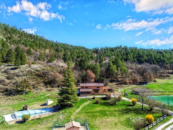 Maison à vendre à Barrême (04330) - Alpes-de-Haute-Provence