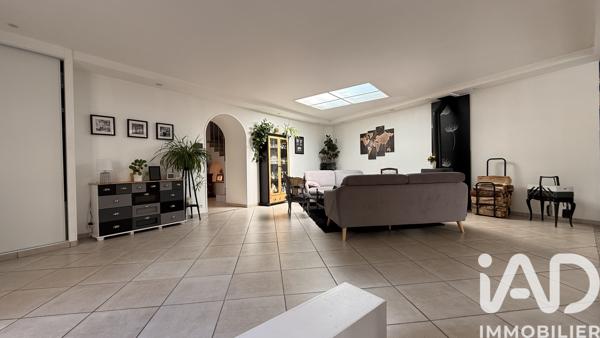 Maison à vendre 9 pièces 232 m² Riorges