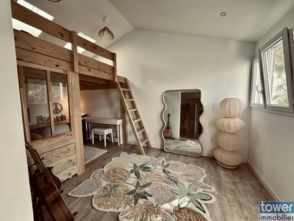 Villa familiale 152 m2 sur terrain de 555 m2 avec piscine