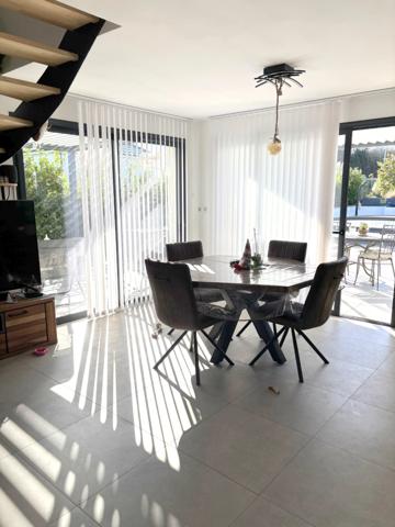 Maison à vendre 5 pièces MAUCOR (64)