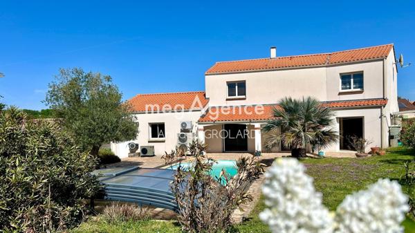 Maison à LA ROCHE-SUR-YON, 85000 - 7 pièces 186m²