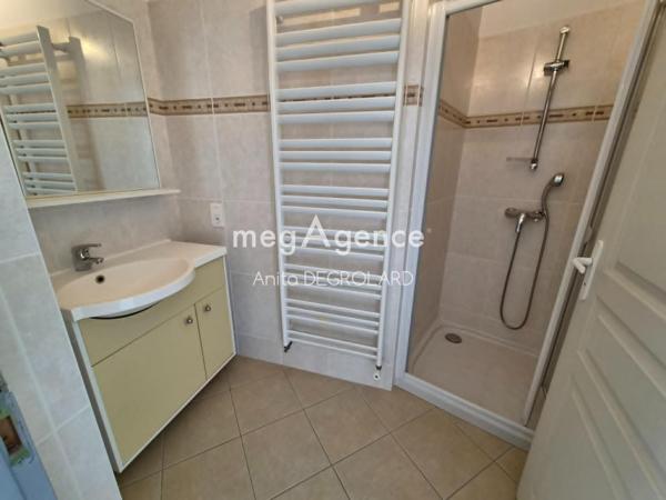 Maison à LA ROCHE-SUR-YON, 85000 - 7 pièces 186m²
