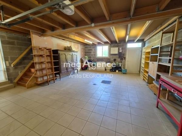 Maison à LA ROCHE-SUR-YON, 85000 - 7 pièces 186m²