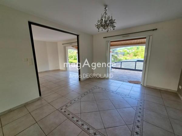 Maison à LA ROCHE-SUR-YON, 85000 - 7 pièces 186m²