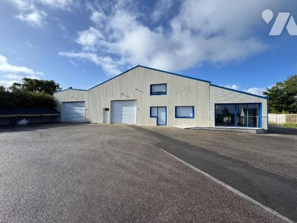 LANNILIS - Local d'activité artisanale de 405.0 m2. Au sein d'un ensemble immobilier  divisé en...