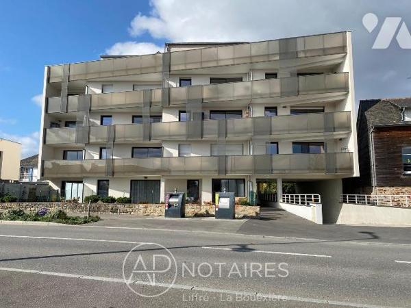 Appartement centre ville, idéalement situé, dans une copropriété récente et calme, première occ...