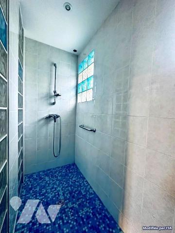 Maison dans le bourg du FAOUET