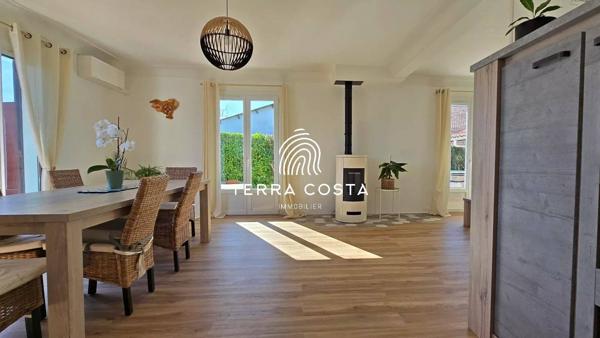 Maison familiale avec appartement indépendant et piscine – Bassussarry