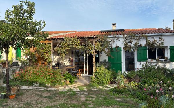 Maison à vendre    4 pièces •  Saint-Georges-d'Oléron