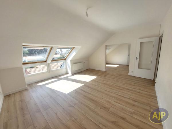 Appartement à louer Nantes : 3 pièces, 67m² avec 2 chambre(s) à 1 000€ - AJP Immobilier Nantes Rond-Point de Rennes