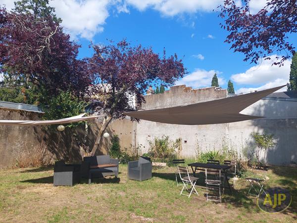 Appartement à louer Nantes : 3 pièces, 67m² avec 2 chambre(s) à 1 000€ - AJP Immobilier Nantes Rond-Point de Rennes