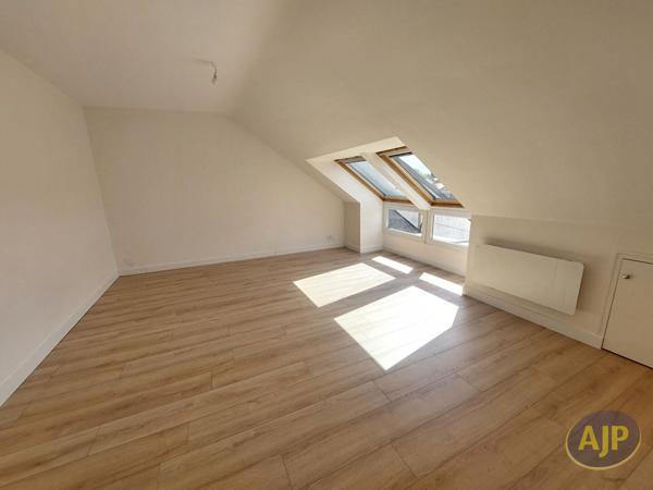 Appartement à louer Nantes : 3 pièces, 67m² avec 2 chambre(s) à 1 000€ - AJP Immobilier Nantes Rond-Point de Rennes