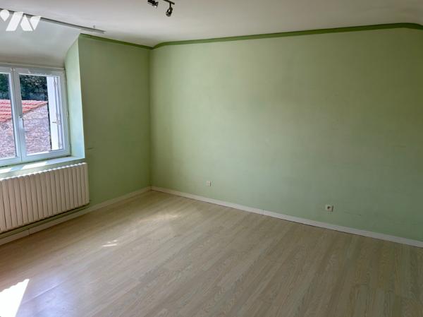 Longère T6 de 158 m² sur 1 244 m²