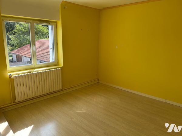 Longère T6 de 158 m² sur 1 244 m²