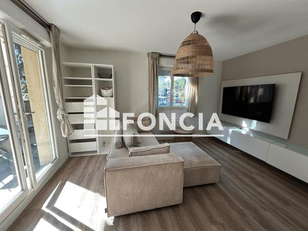 Location Appartement meublé 3 pièces 53.72 m² - 20 AV DES NATIONS Onet Le Chateau 12850