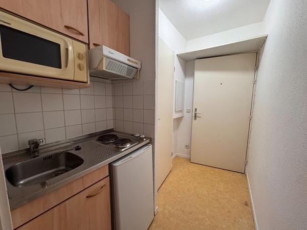 Studio A516 meublé confortable à Orléans sud, à deux pas du tramway
