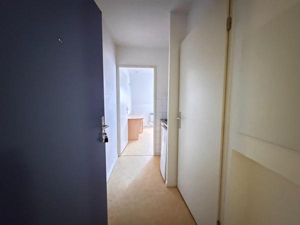 Studio A516 meublé confortable à Orléans sud, à deux pas du tramway