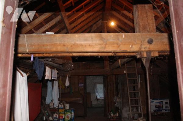 Maison ind. sur sous-sol avec dépendances sur 5210m² de terrain (dont environ 12a  constructibles)