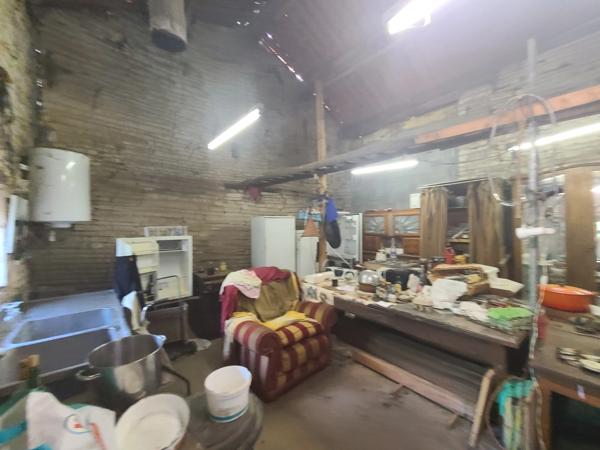 Charmante maison de village en pierre à personnaliser