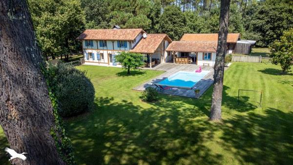 Maison à vendre |  Castets |  9 pièces | 248 m²