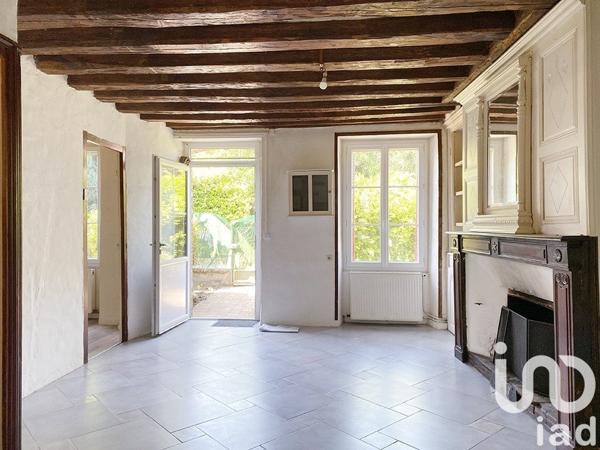 Maison de village 3 pièces de 88 m² à Champignelles (89350)